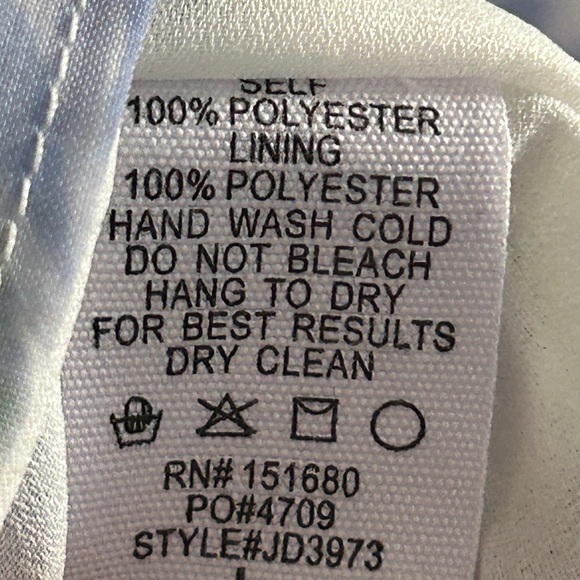 NWT Storia Blue Daisy Smocked Dress - Picture 8 of 8